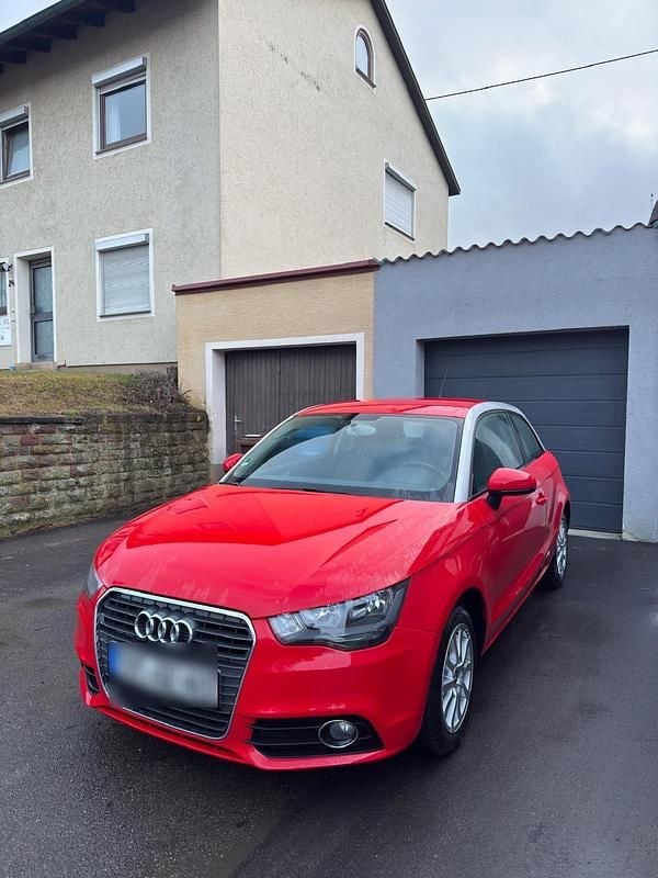 Gebraucht Audi A1 S-Line 122 PS (89 kW) 2011 Rot Kleinwagen
