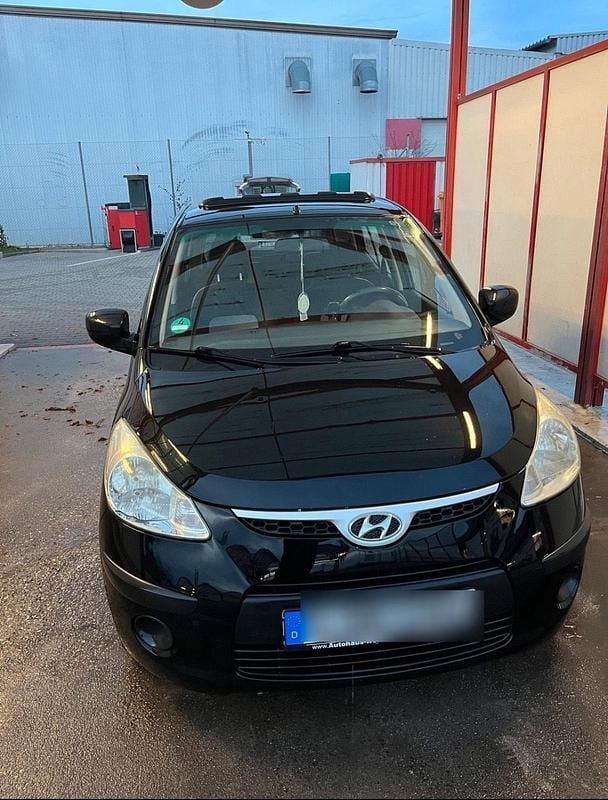 Schwarz Gebraucht 2010 Hyundai i10 Edition+ Kleinwagen | 1.699 € (Superpreis) - Bild 1/4