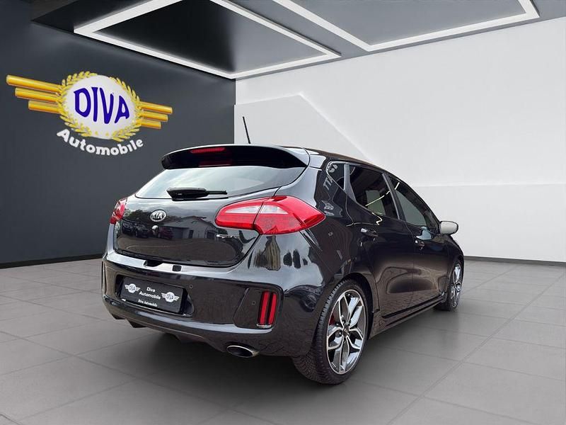 Gebraucht Kia Ceed GT-Challenge 204 PS (150 kW) 2015 Schwarz Kleinwagen