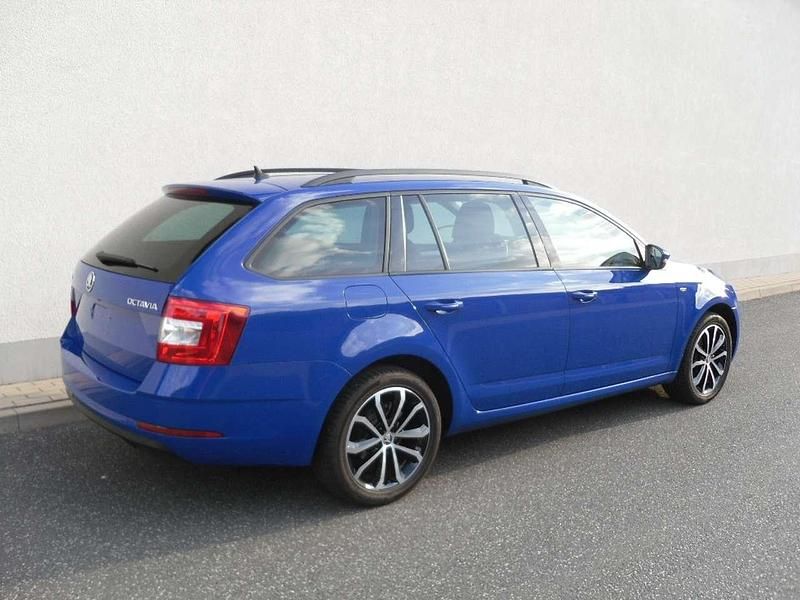 Gebraucht Skoda Octavia Soleil 150 PS (110 kW) 2019 Energy blue Kombi