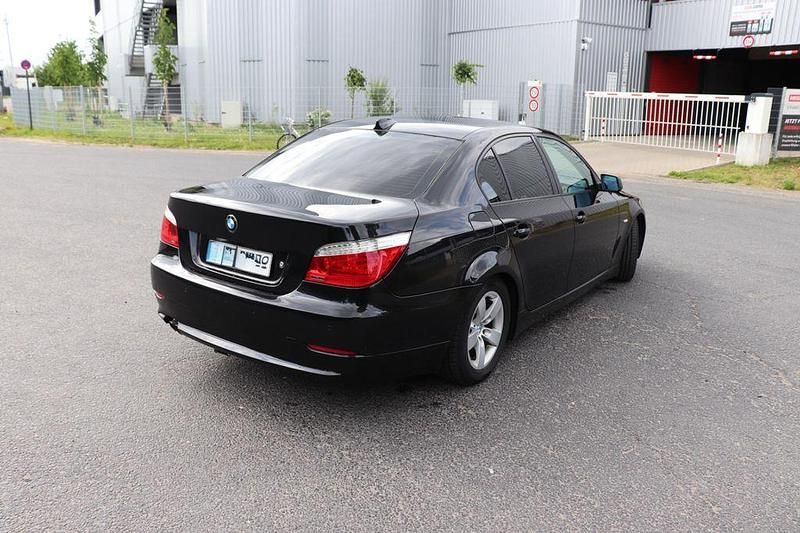 Gebraucht BMW 525 Performance 197 PS (144 kW) 2007 Schwarz Limousine