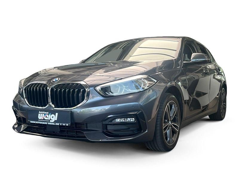 Gebraucht BMW 120 Sport Line 190 PS (139 kW) 2021 Grau Kleinwagen