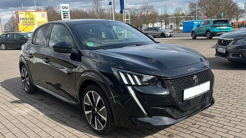 Gebraucht Peugeot e-208 GT 100 kW (136 PS) 2021 Schwarz Kleinwagen
