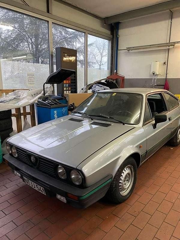 Gebraucht Alfa Romeo Alfasud Sprint Sprint 105 PS (77 kW) 1983 Silbermet Coupé