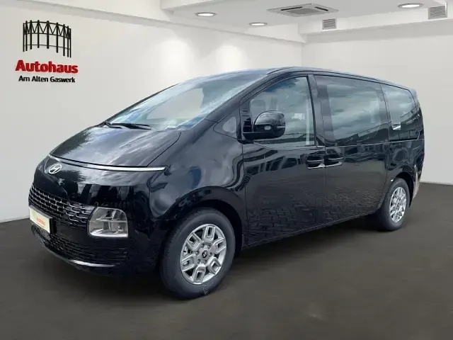 Second-hand Hyundai Staria Trend 224 CP (164 kW) 2025 Monovolum