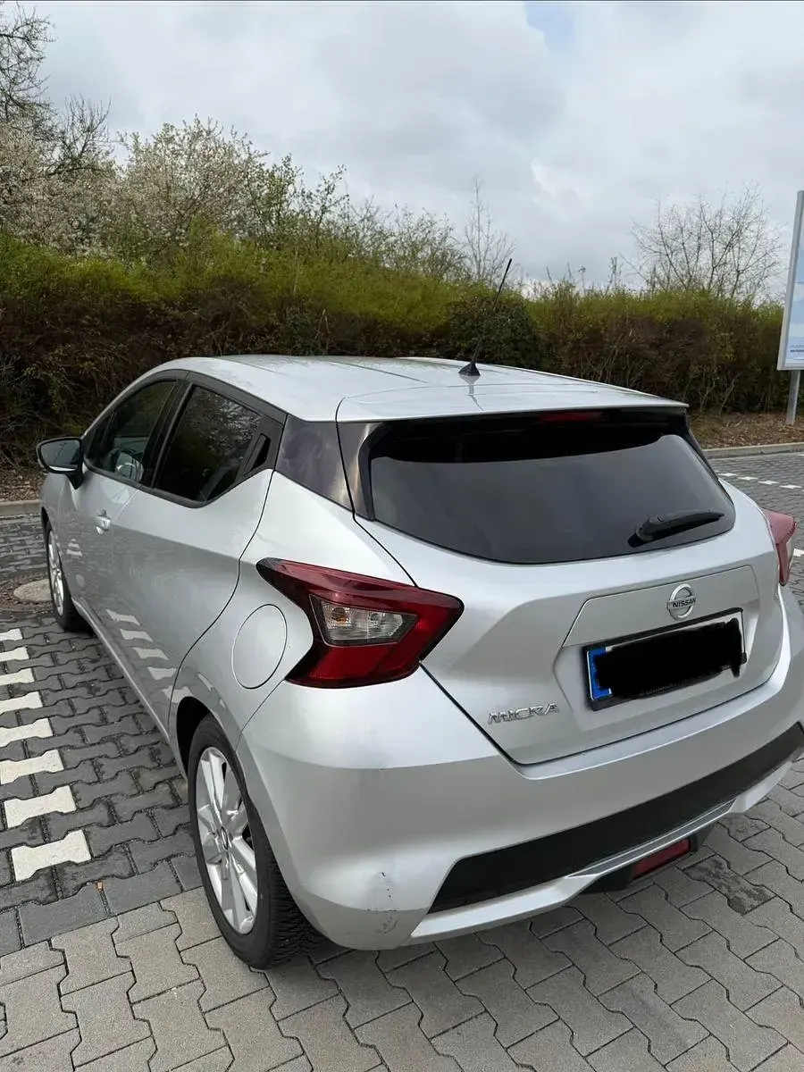 Gebraucht Nissan Micra Acenta 101 PS (74 kW) 2019 Grau Kleinwagen