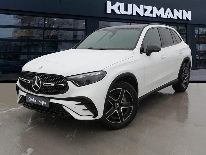 Gebraucht Mercedes GLC300 AMG 269 PS (197 kW) 2026 Weiß SUV