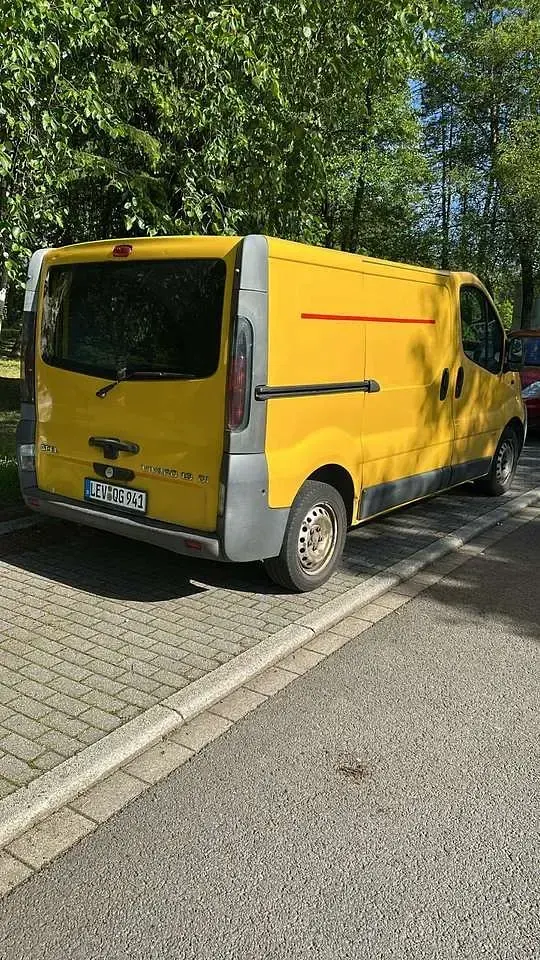 Gebraucht Opel Vivaro 82 PS (60 kW) 2004 Van / Kleinbus