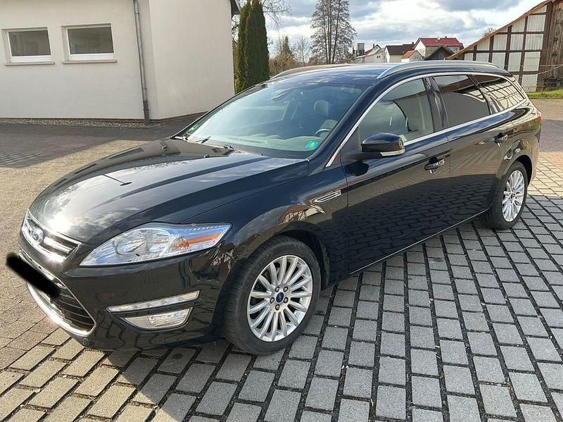Gebraucht Ford Mondeo 160 PS (117 kW) 2013 Schwarz Kombi