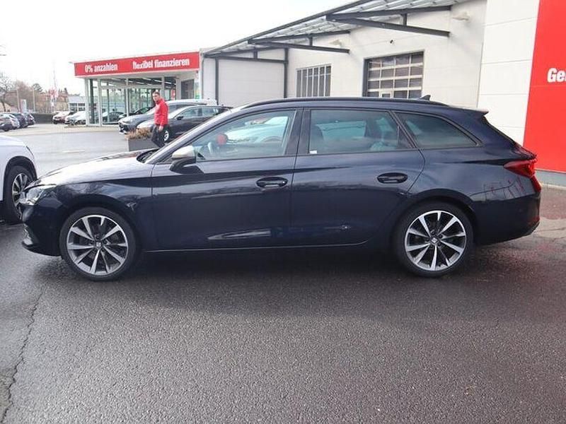 Gebraucht Seat Leon FR 150 PS (110 kW) 2022 Fjordblau metallic (metallic) Kombi