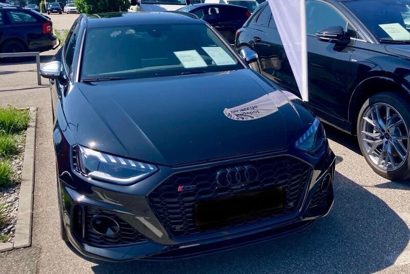 Schwarz Gebraucht 2024 Audi RS4 Sport Kombi | 77.900 € (Fairer Preis) - Bild 1/4