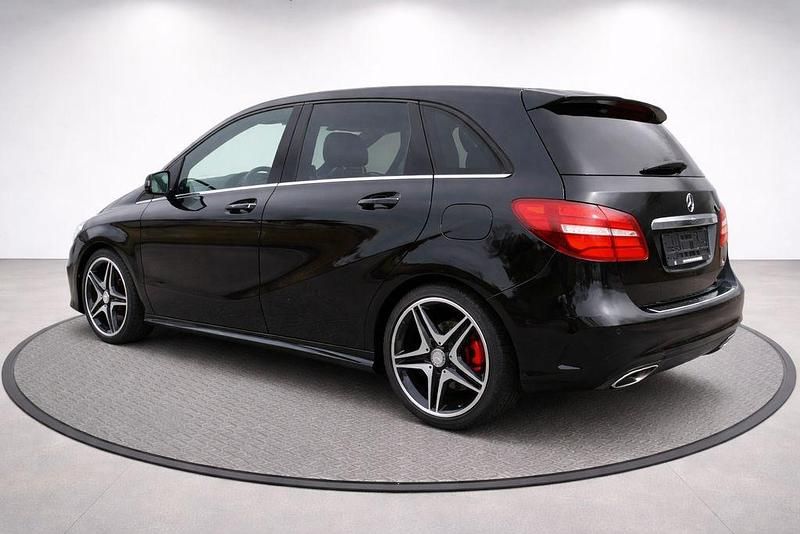 Gebraucht Mercedes B220 Sport 177 PS (130 kW) 2015 Schwarz Kleinwagen