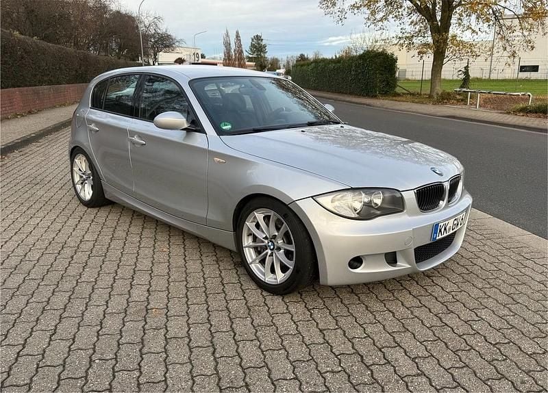 Gebraucht BMW 130 Shadowline 265 PS (194 kW) 2005 Silber Kleinwagen