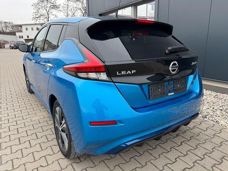 Gebraucht Nissan Leaf 360º 160 kW (218 PS) 2020 Blau Kleinwagen