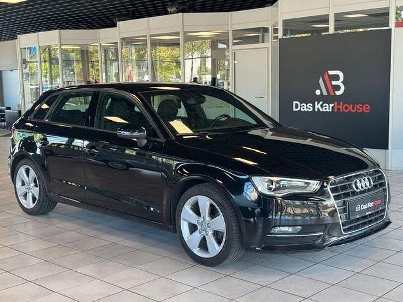 Schwarz Gebraucht 2014 Audi A3 Ambition Limousine | 10.970 € (Guter Preis) - Bild 1/4