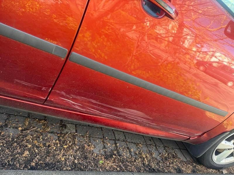 Second-hand Ford C-MAX 100 CP (73 kW) 2007 Roșu Monovolum