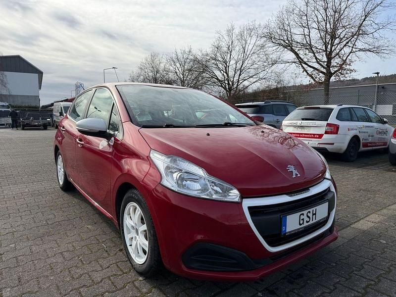 Gebraucht Peugeot 208 68 PS (50 kW) 2017 Rot Kleinwagen
