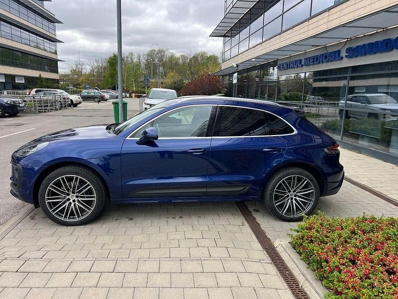 Używany Porsche Macan Basis 265 KM (194 kW) 2023 Niebieski SUV