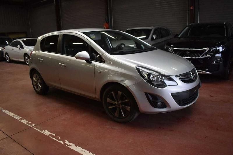 Gebraucht Opel Corsa Cosmo 75 PS (55 kW) 2015 Silber Kleinwagen