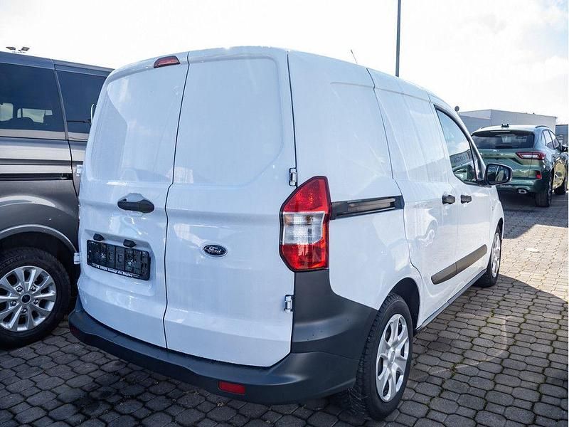 Gebraucht Ford Transit Trend 101 PS (74 kW) 2021 Weiß Van / Kleinbus