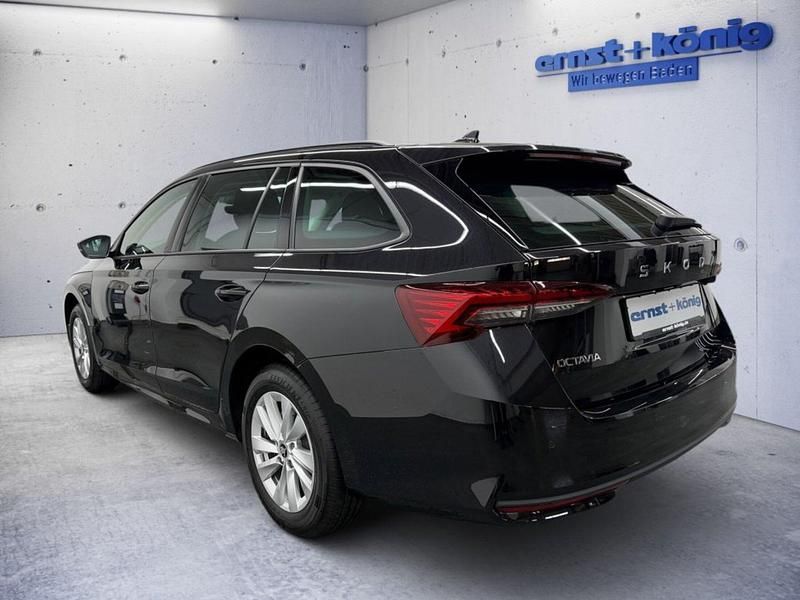 Neu Skoda Octavia Selection 150 PS (110 kW) 2025 Schwarz Kombi