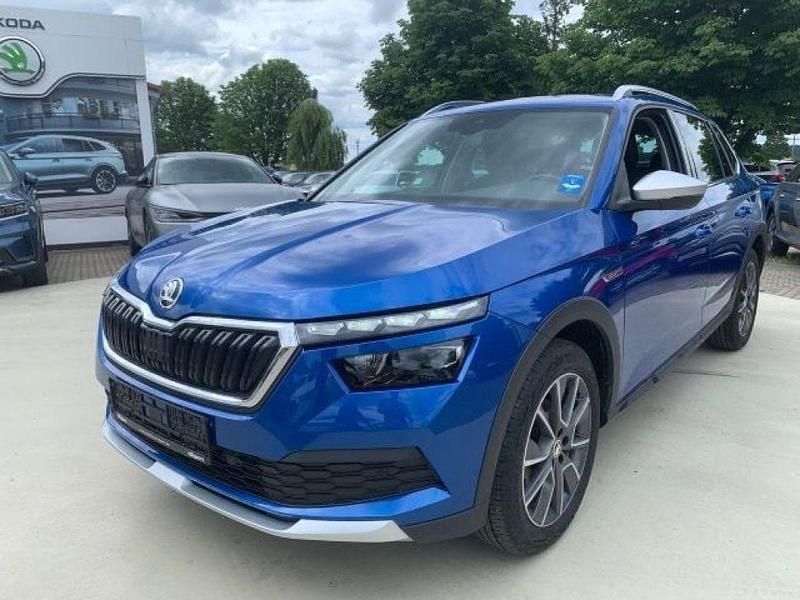Gebraucht Skoda Kamiq ScoutLine 110 PS (80 kW) 2023 Raceblau metallic (metallic) SUV