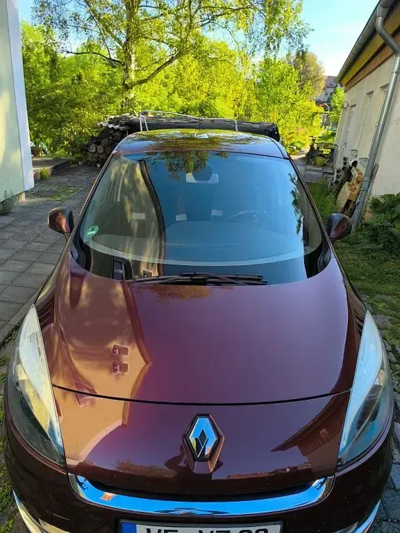 Gebraucht Renault Grand Scénic III Dynamique 110 PS (80 kW) 2012 Rot Van / Kleinbus