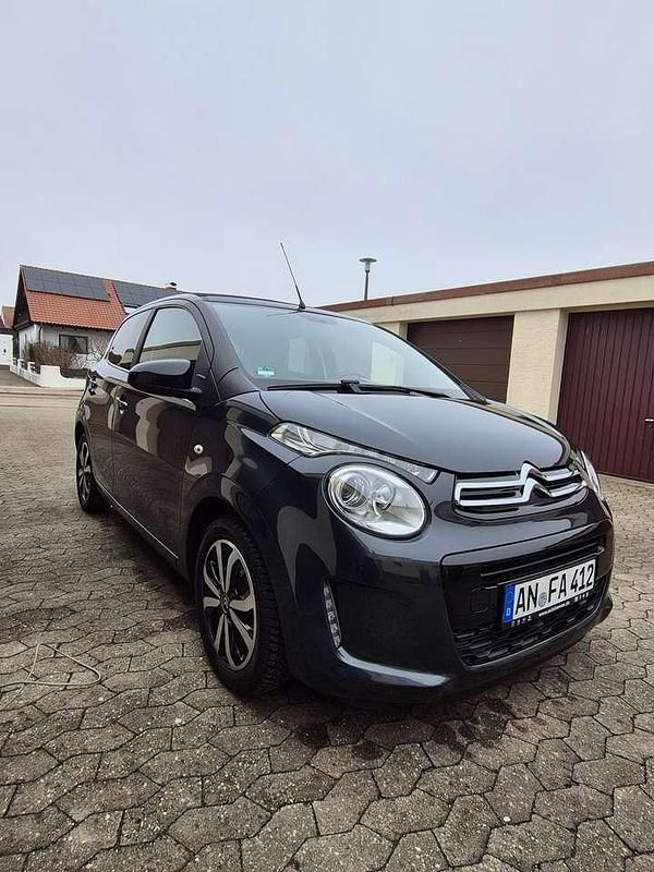 Grau Gebraucht 2021 Citroën C1 Shine Kleinwagen | 9.650 € (Fairer Preis) - Bild 1/4