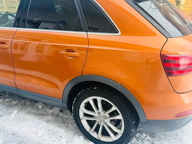 Gebraucht Audi Q3 170 PS (125 kW) 2011 Orange SUV