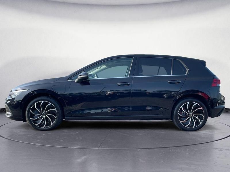 Gebraucht VW Golf VIII Style 204 PS (150 kW) 2022 Schwarz Limousine