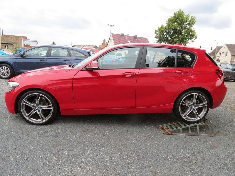 Gebraucht BMW 114 102 PS (75 kW) 2015 Rot Kleinwagen