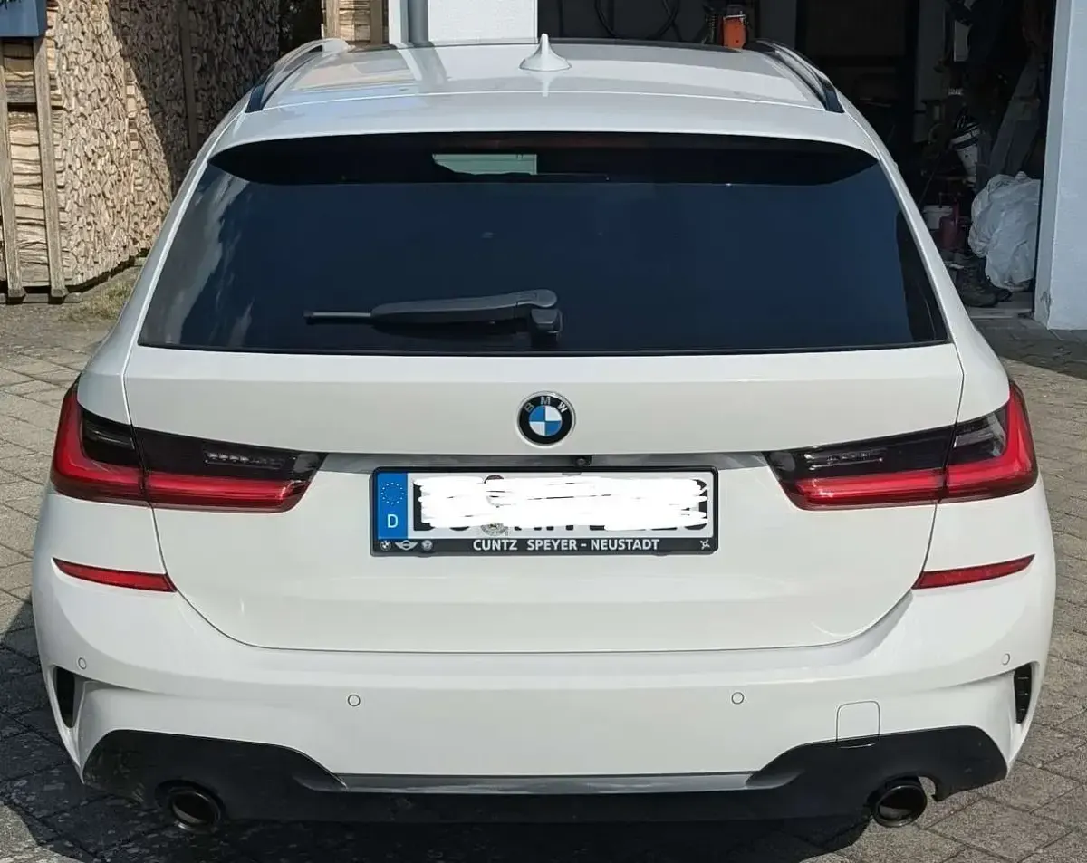 Gebraucht BMW 330 Shadowline 265 PS (194 kW) 2020 Kombi