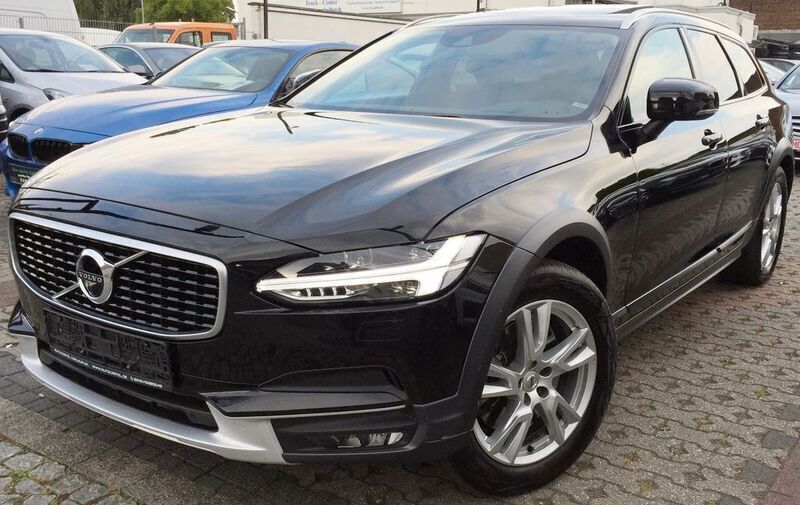 Gebraucht Volvo V90 190 PS (139 kW) 2018 Schwarz Kombi