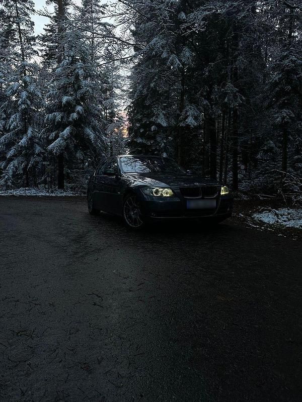 Gebraucht BMW 325 M Performance 218 PS (160 kW) 2005 Grau Limousine