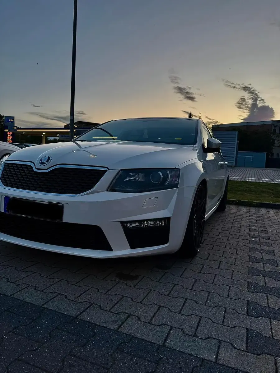 Gebraucht Skoda Octavia RS 184 PS (135 kW) 2015 Weiß Kombi