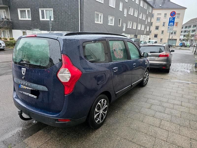Gebraucht Dacia Lodgy 116 PS (85 kW) 2013 Blau Van / Kleinbus
