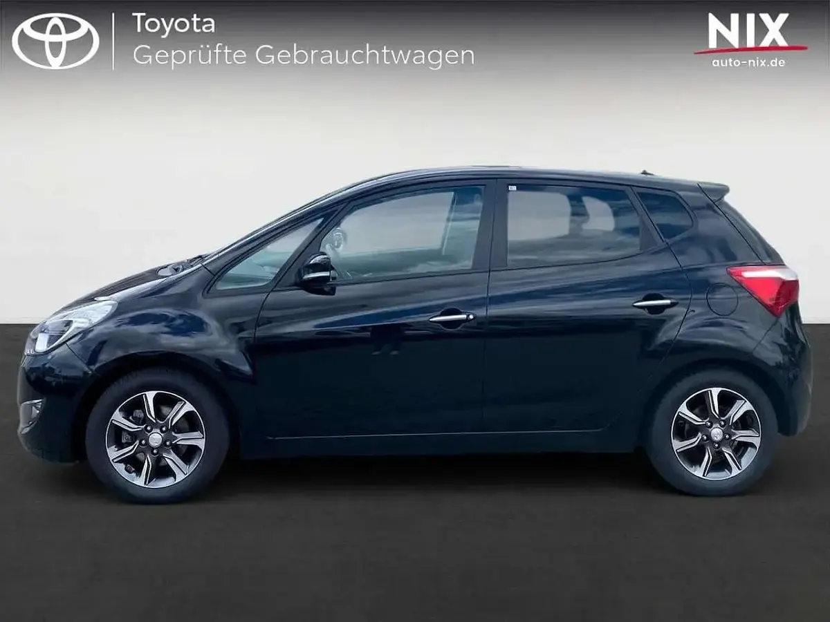 Gebraucht Hyundai ix20 Space Plus 90 PS (66 kW) 2018 Schwarz Kleinwagen