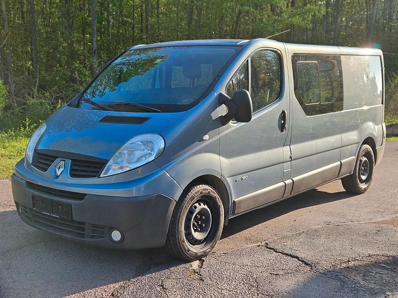 Gebraucht Renault Traffic 145 PS (106 kW) 2007 Blau Van / Kleinbus