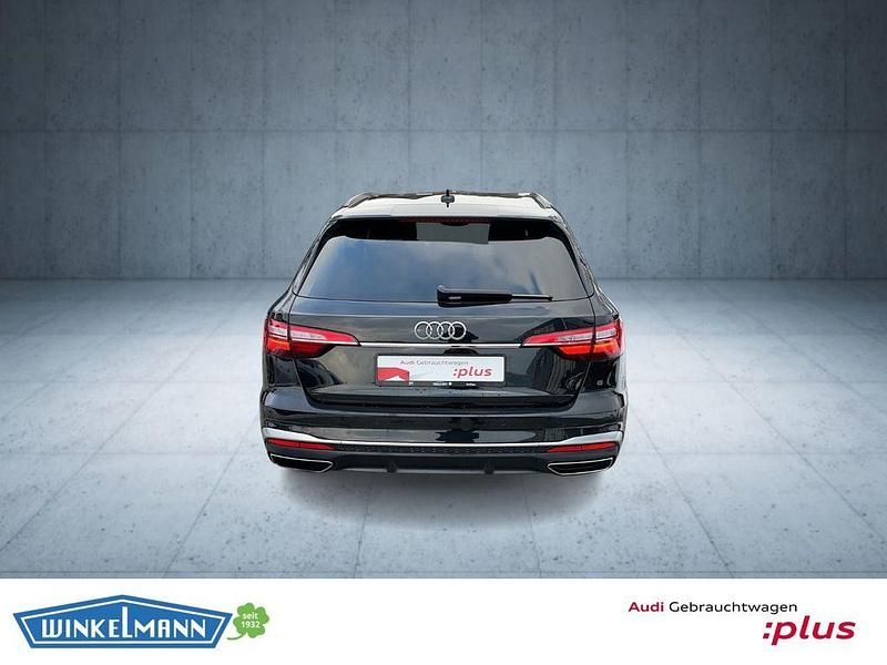 Gebraucht Audi A4 S-Line 163 PS (119 kW) 2022 Schwarz Kombi