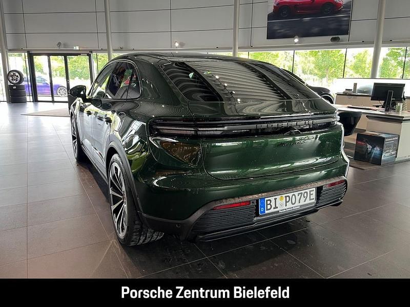 Gebraucht Porsche Macan 380 kW (517 PS) 2024 Oakgrünmetallic neo SUV