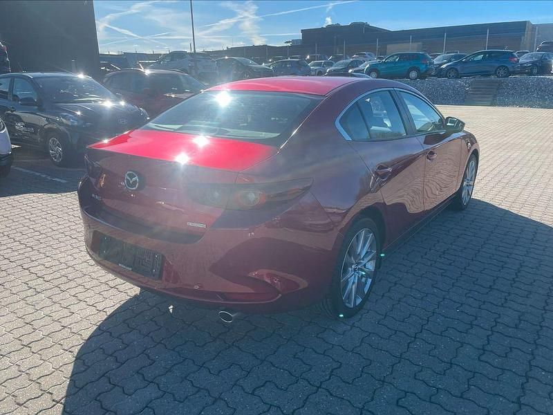 Gebraucht Mazda 3 Sky 150 PS (110 kW) 2023 Rot Limousine