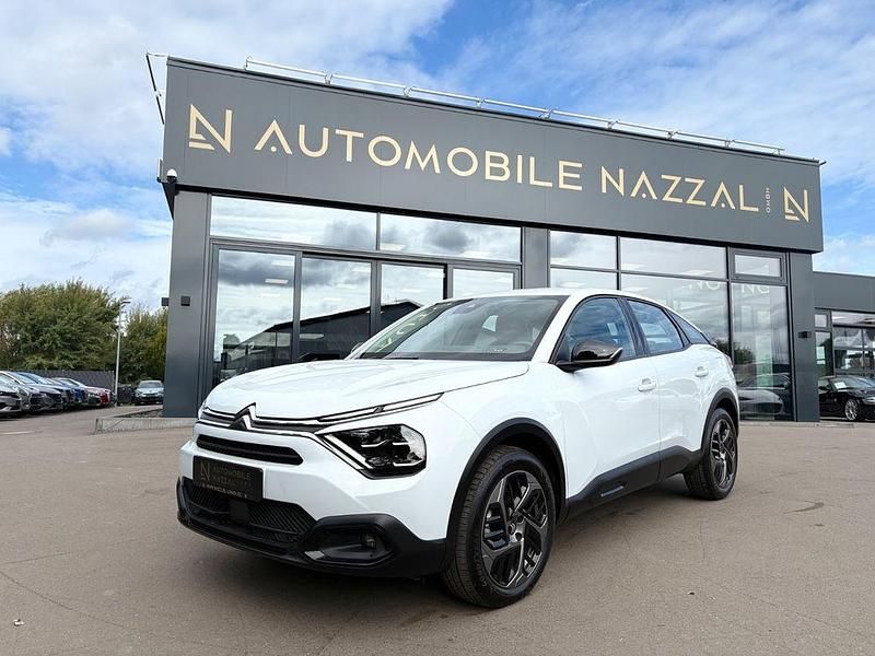 Weiß Gebraucht 2024 Citroën C4 Limousine | 18.699 € (Fairer Preis) - Bild 1/4