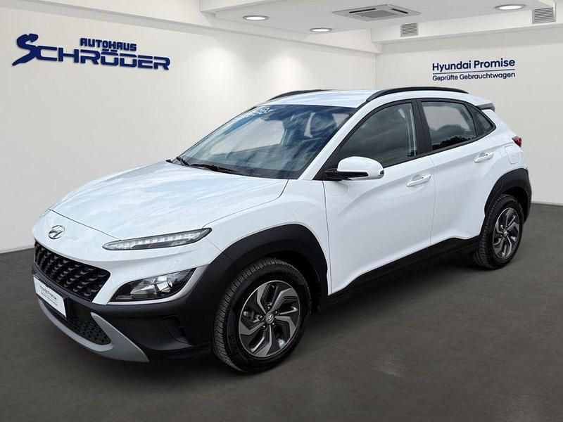 Atlas white / sol Gebraucht 2023 Hyundai Kona Select SUV | 22.900 € (Guter Preis) - Bild 1/4