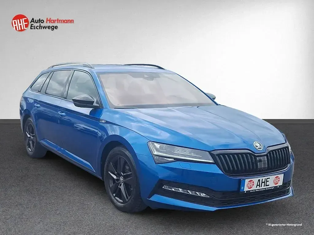 Gebraucht Skoda Superb SportLine 200 PS (147 kW) 2024 Raceblau (metallic) Kombi