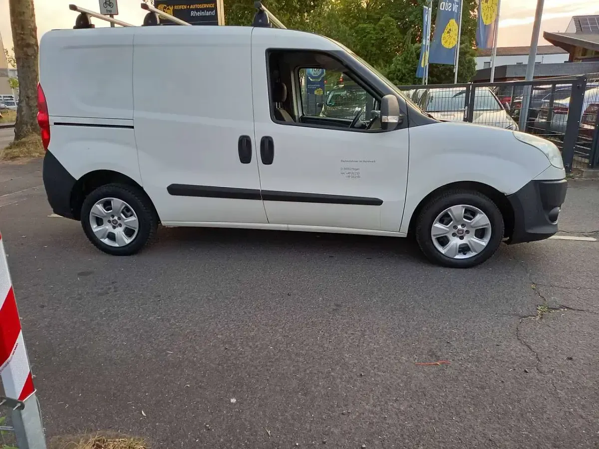 Gebraucht Fiat Doblò 90 PS (66 kW) 2014 Weiß Van / Kleinbus