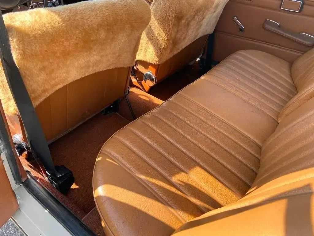 Gebraucht Mercedes W115 95 PS (69 kW) 1972 Beige Limousine