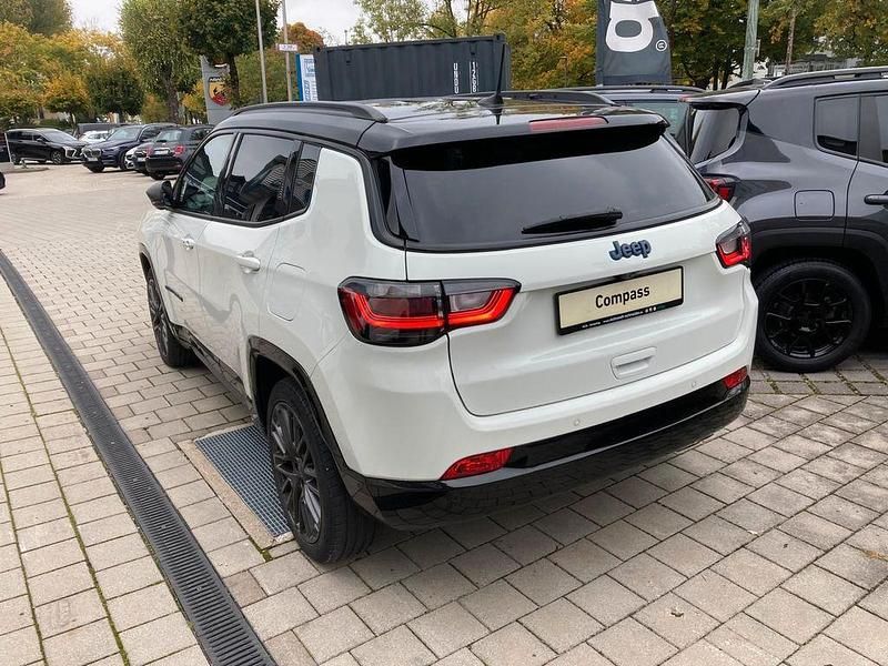 Gebraucht Jeep Compass 80th Anniversary 179 PS (131 kW) 2021 Weiß SUV
