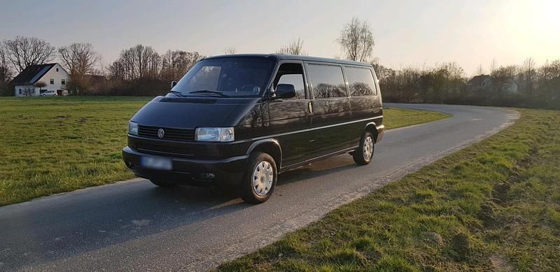 Second-hand VW Transporter 102 CP (75 kW) 2000 Negru Van