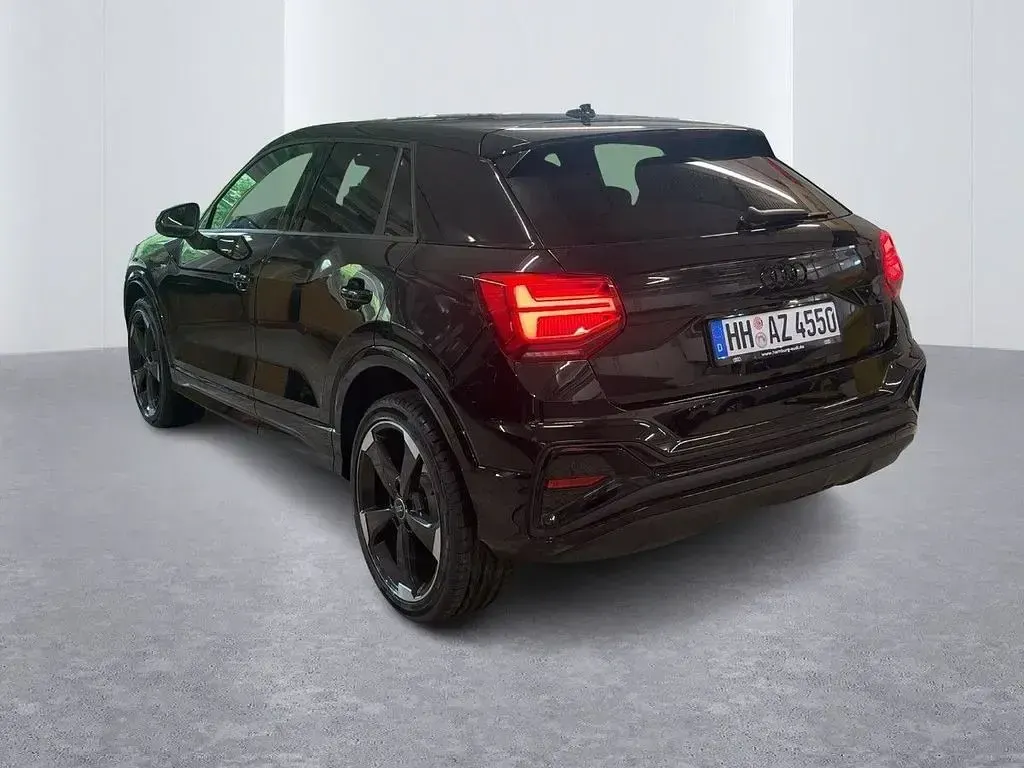 Gebraucht Audi Q2 Sport 150 PS (110 kW) 2026 0e mythosschwarz metallic SUV