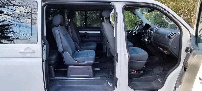 Gebraucht VW Multivan 114 PS (83 kW) 2012 Weiß Van / Kleinbus